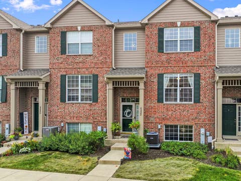 Photo of 5222 Cobblers Crossing, McHenry, IL 60050 (MLS # 12738537)