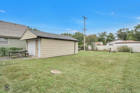Tiny photo for 7418 W 115th Street, Worth, IL 60482 (MLS # 12765928)
