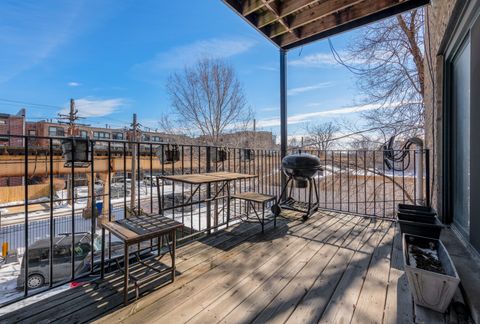 Tiny photo for 4543 S PRAIRIE Avenue #3S, Chicago, IL 60653 (MLS # 12403317)