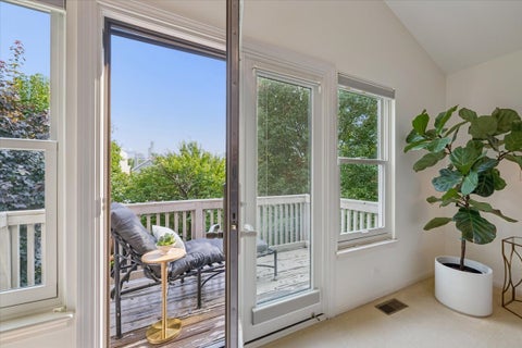 Tiny photo for 331 W Evergreen Avenue, Chicago, IL 60610 (MLS # 12753212)