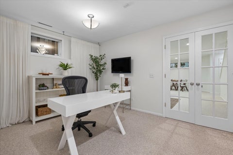 Tiny photo for 331 W Evergreen Avenue, Chicago, IL 60610 (MLS # 12753212)
