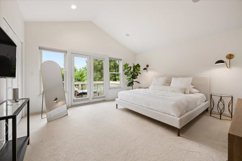 Tiny photo for 331 W Evergreen Avenue, Chicago, IL 60610 (MLS # 12753212)