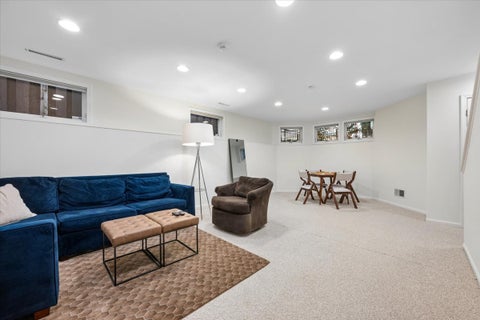 Tiny photo for 331 W Evergreen Avenue, Chicago, IL 60610 (MLS # 12753212)