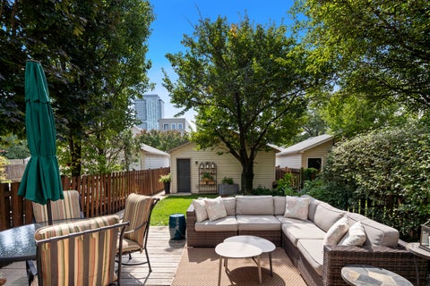 Tiny photo for 331 W Evergreen Avenue, Chicago, IL 60610 (MLS # 12753212)