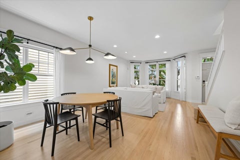 Tiny photo for 331 W Evergreen Avenue, Chicago, IL 60610 (MLS # 12753212)