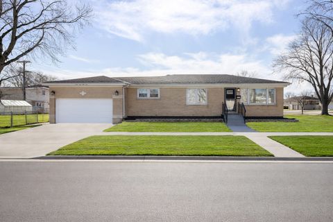 Photo of 4955 N Delphia Avenue, Norridge, IL 60706 (MLS # 12580290)