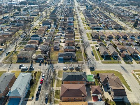 Tiny photo for 4955 N Delphia Avenue, Norridge, IL 60706 (MLS # 12580290)