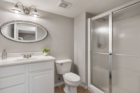 Tiny photo for 5911 Woodland Avenue, Davenport, IA 52807 (MLS # 12606707)