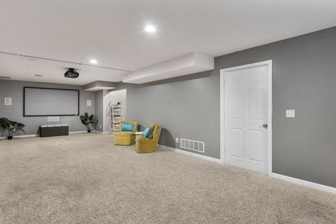 Tiny photo for 5911 Woodland Avenue, Davenport, IA 52807 (MLS # 12606707)