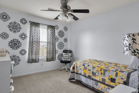 Tiny photo for 5911 Woodland Avenue, Davenport, IA 52807 (MLS # 12606707)