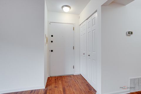 Tiny photo for 631 Derry Court #1B, Schaumburg, IL 60193 (MLS # 12593931)