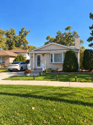 8759 CENTRAL AVE, OAK LAWN, IL 60453 - Image e34a3a7d3f56c7cddaa3d2de6ae2a2f9/2372776460