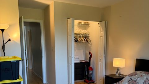 Tiny photo for 450 Raintree Court #2B, Glen Ellyn, IL 60137 (MLS # 12478127)