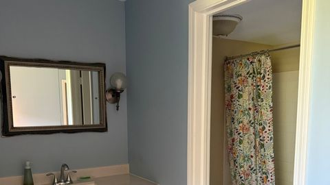 Tiny photo for 450 Raintree Court #2B, Glen Ellyn, IL 60137 (MLS # 12478127)