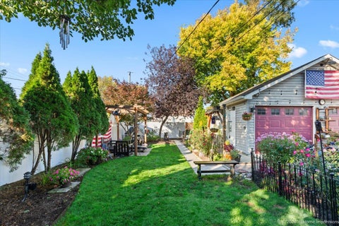 Tiny photo for 9440 S Clifton Park Avenue, Evergreen Park, IL 60805 (MLS # 12790611)