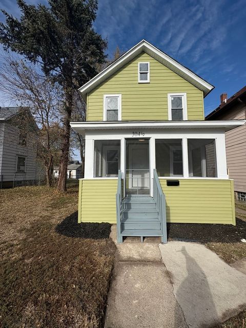 Photo of 304 1/2 W 7th Street, Sterling, IL 61081 (MLS # 12549637)