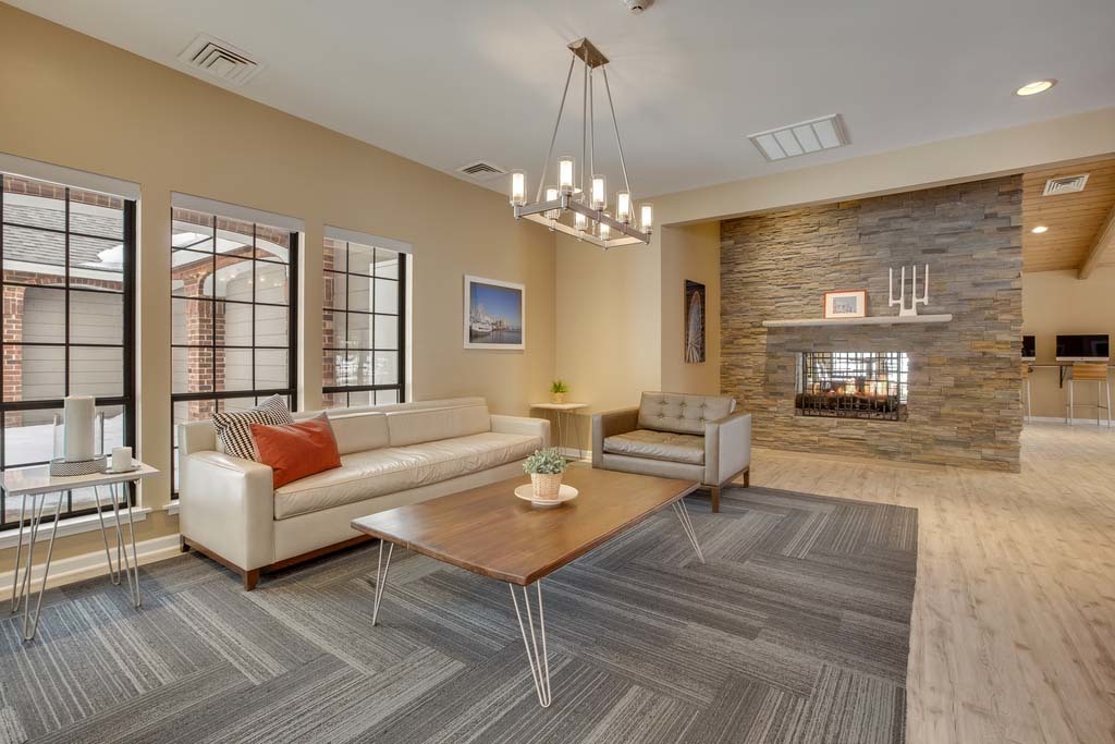 52 Lincoln Oaks Drive 505