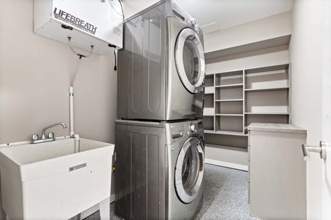 Tiny photo for 1613 S Ruble Street, Chicago, IL 60616 (MLS # 12564077)