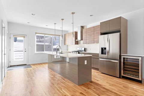 Tiny photo for 1613 S Ruble Street, Chicago, IL 60616 (MLS # 12564077)