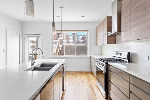 Tiny photo for 1613 S Ruble Street, Chicago, IL 60616 (MLS # 12564077)