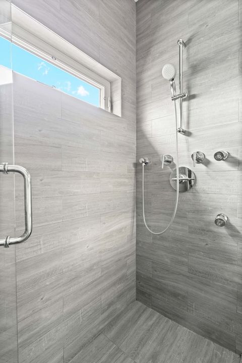 Tiny photo for 1613 S Ruble Street, Chicago, IL 60616 (MLS # 12564077)