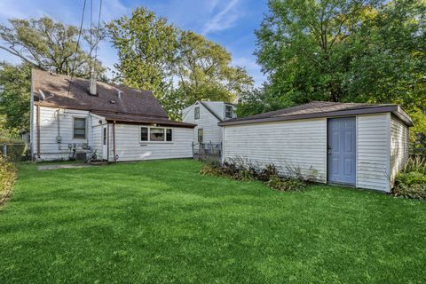 Tiny photo for 16910 Head Avenue, Hazel Crest, IL 60429 (MLS # 12504219)