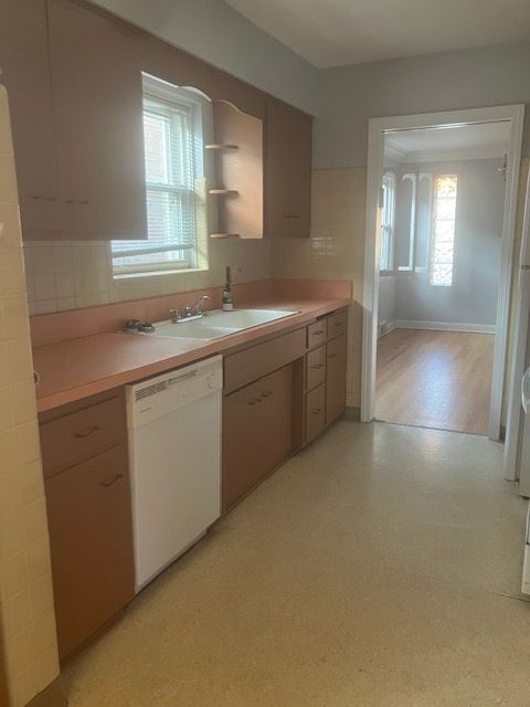 Tiny photo for 6325 N Whipple Avenue, Chicago, IL 60659 (MLS # 12465490)