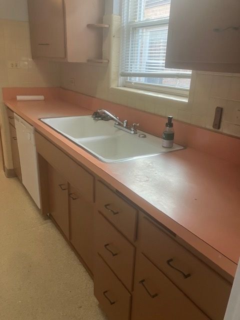 Tiny photo for 6325 N Whipple Avenue, Chicago, IL 60659 (MLS # 12465490)