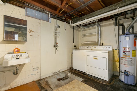 Tiny photo for 1024 25th Street, Moline, IL 61265 (MLS # 12746437)