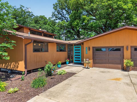 Tiny photo for 2390 Circle Drive, Ottawa, IL 61350 (MLS # 12678595)