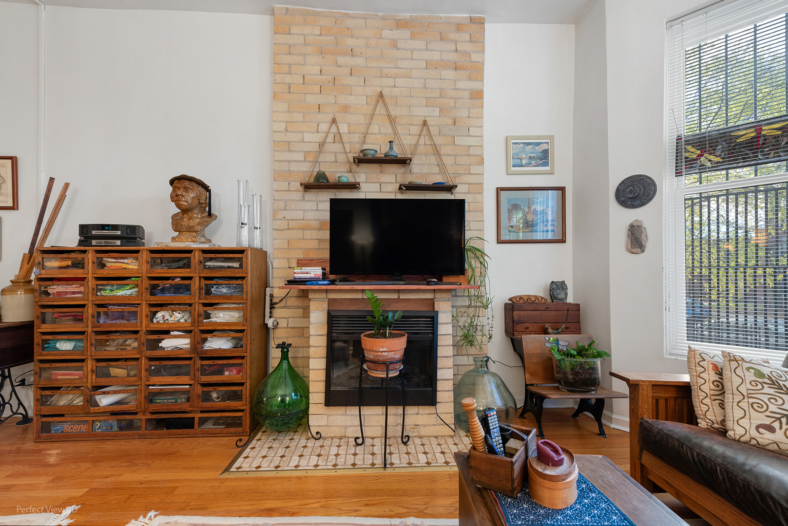 5319 S Maryland Avenue