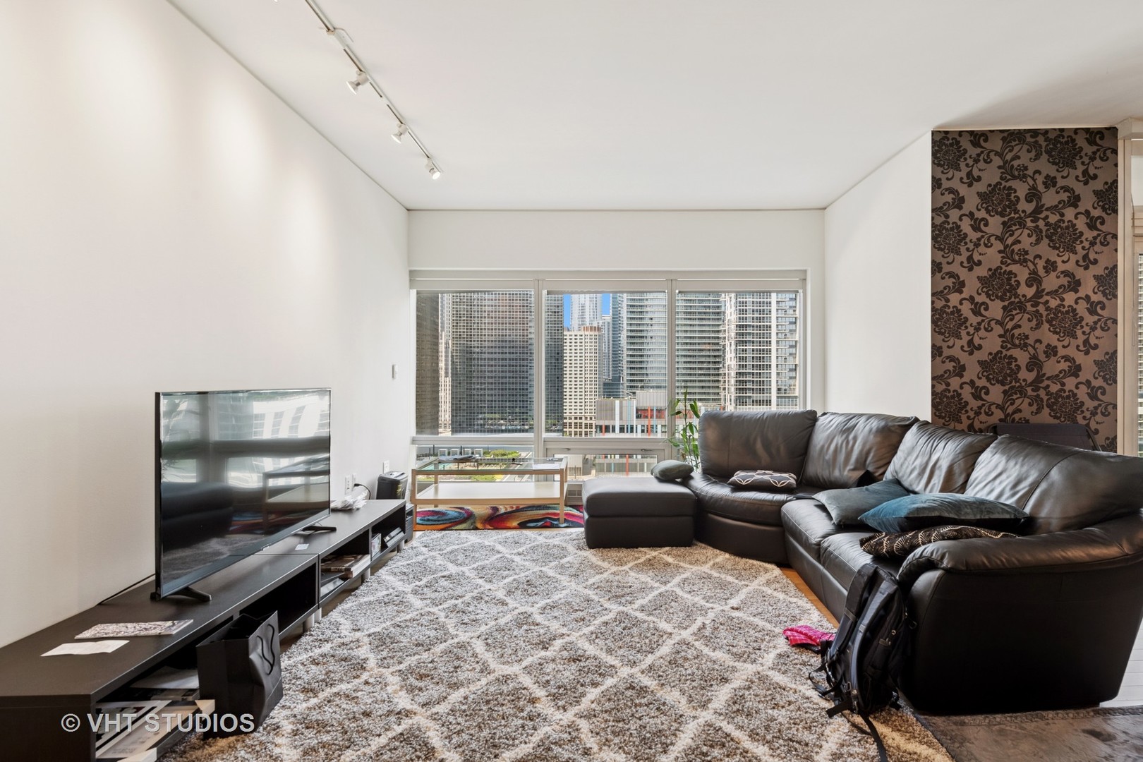 340 E RANDOLPH Street 1204