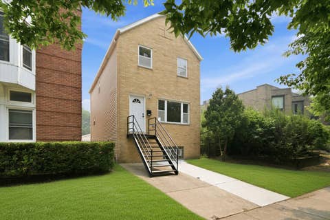 Tiny photo for 3343 S Michigan Avenue, Chicago, IL 60616 (MLS # 12737244)
