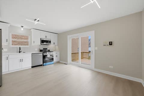 Tiny photo for 3343 S Michigan Avenue, Chicago, IL 60616 (MLS # 12737244)