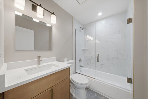 Tiny photo for 3343 S Michigan Avenue, Chicago, IL 60616 (MLS # 12737244)