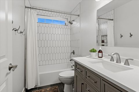 Tiny photo for 115 Ashton Lane, Crystal Lake, IL 60014 (MLS # 12599890)