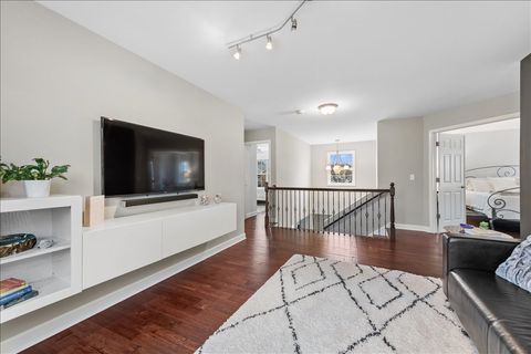 Tiny photo for 115 Ashton Lane, Crystal Lake, IL 60014 (MLS # 12599890)