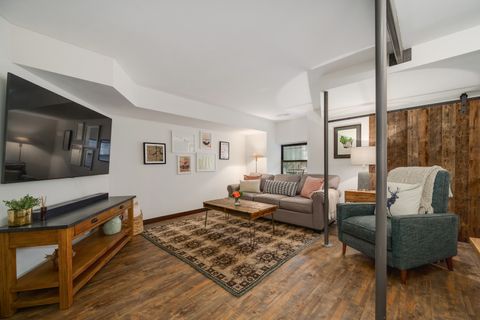 Tiny photo for 1929 N Maud Avenue, Chicago, IL 60614 (MLS # 12466503)
