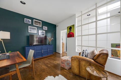 Tiny photo for 1929 N Maud Avenue, Chicago, IL 60614 (MLS # 12466503)