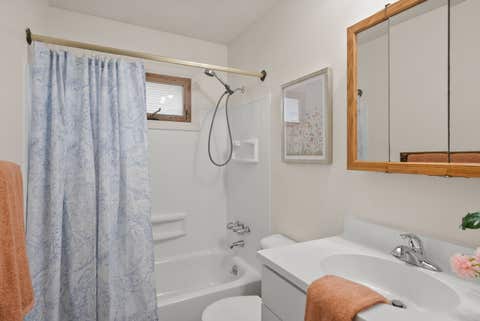 Tiny photo for 4105 Greenway Drive, Davenport, IA 52804 (MLS # 12723582)