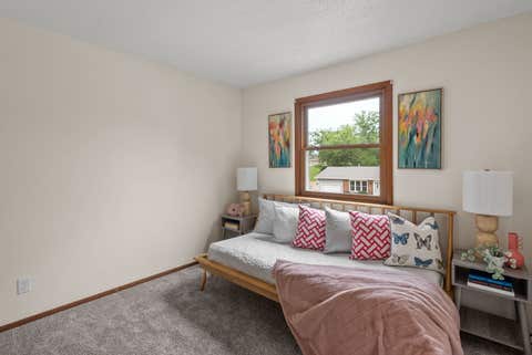 Tiny photo for 4105 Greenway Drive, Davenport, IA 52804 (MLS # 12723582)