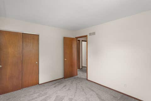 Tiny photo for 4105 Greenway Drive, Davenport, IA 52804 (MLS # 12723582)