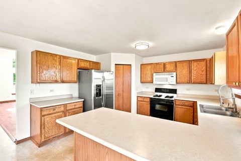 Tiny photo for 16459 Kingsbrook Drive, Crest Hill, IL 60403 (MLS # 12727350)