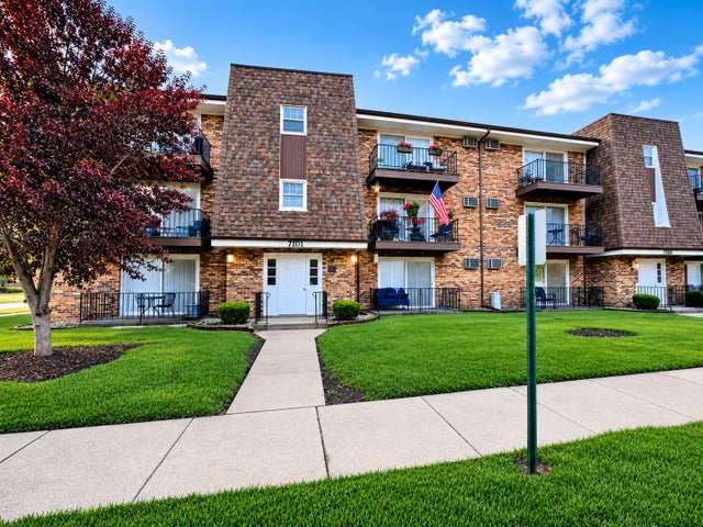 7101 98th Street 301