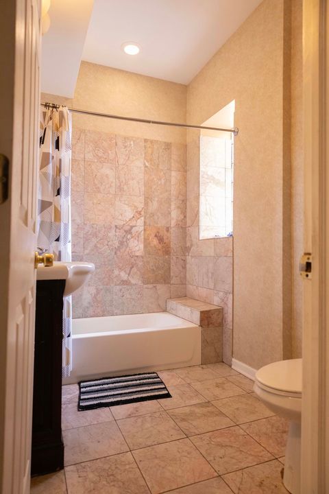 Tiny photo for 225 E 59TH Street #1, Chicago, IL 60637 (MLS # 12533867)