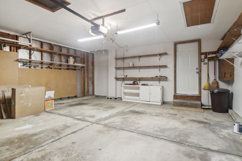 listing image 40