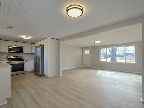 Tiny photo for 946 W Arlington Lane, Crete, IL 60417 (MLS # 12557079)