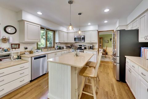 Tiny photo for 1871 Allen Drive, Geneva, IL 60134 (MLS # 12692384)