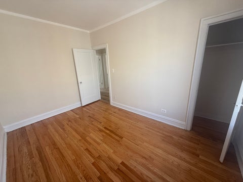 Tiny photo for 2148 S Gunderson Avenue #334, Berwyn, IL 60402 (MLS # 12748274)