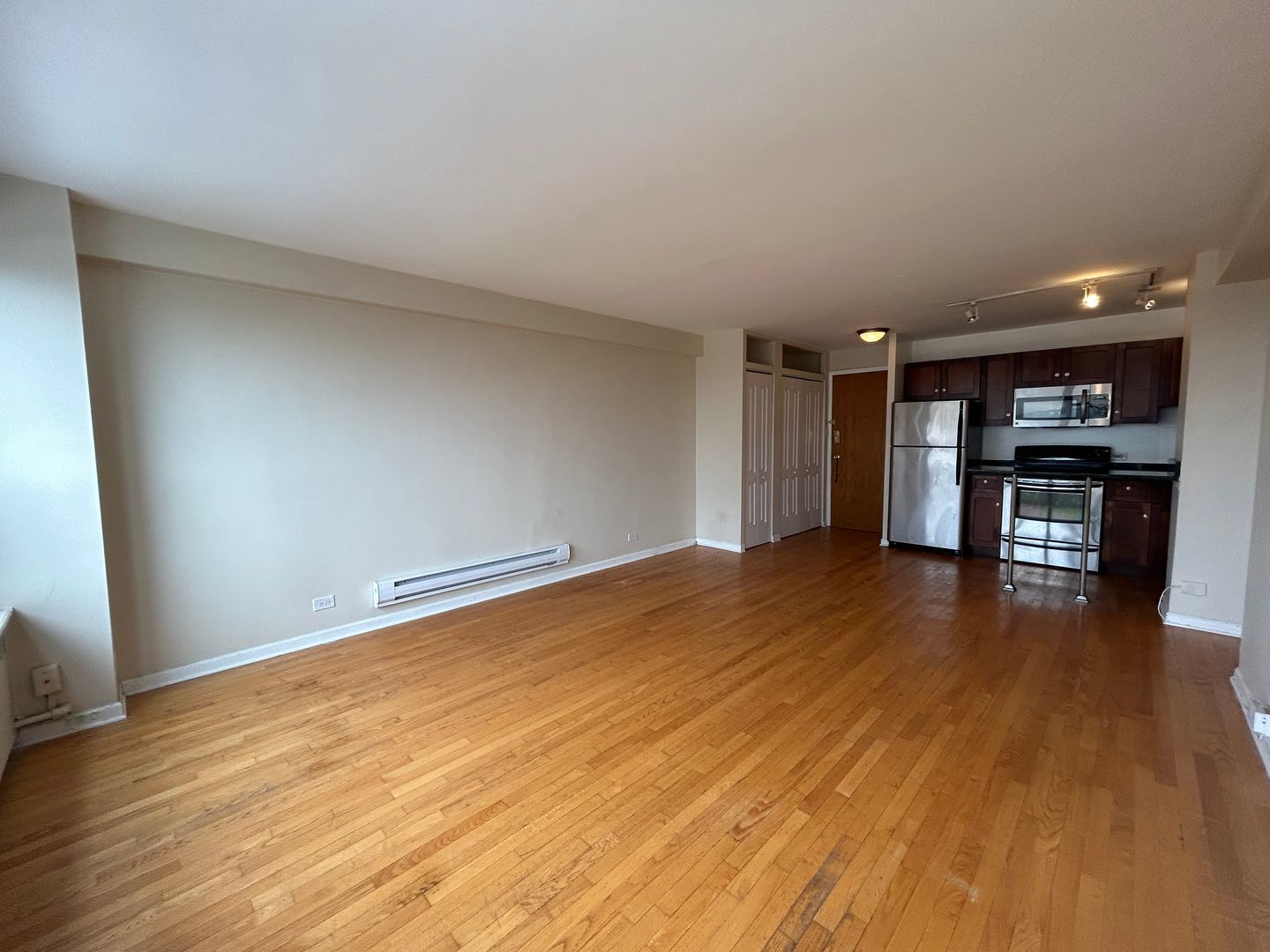 4180 N Marine Drive 1212